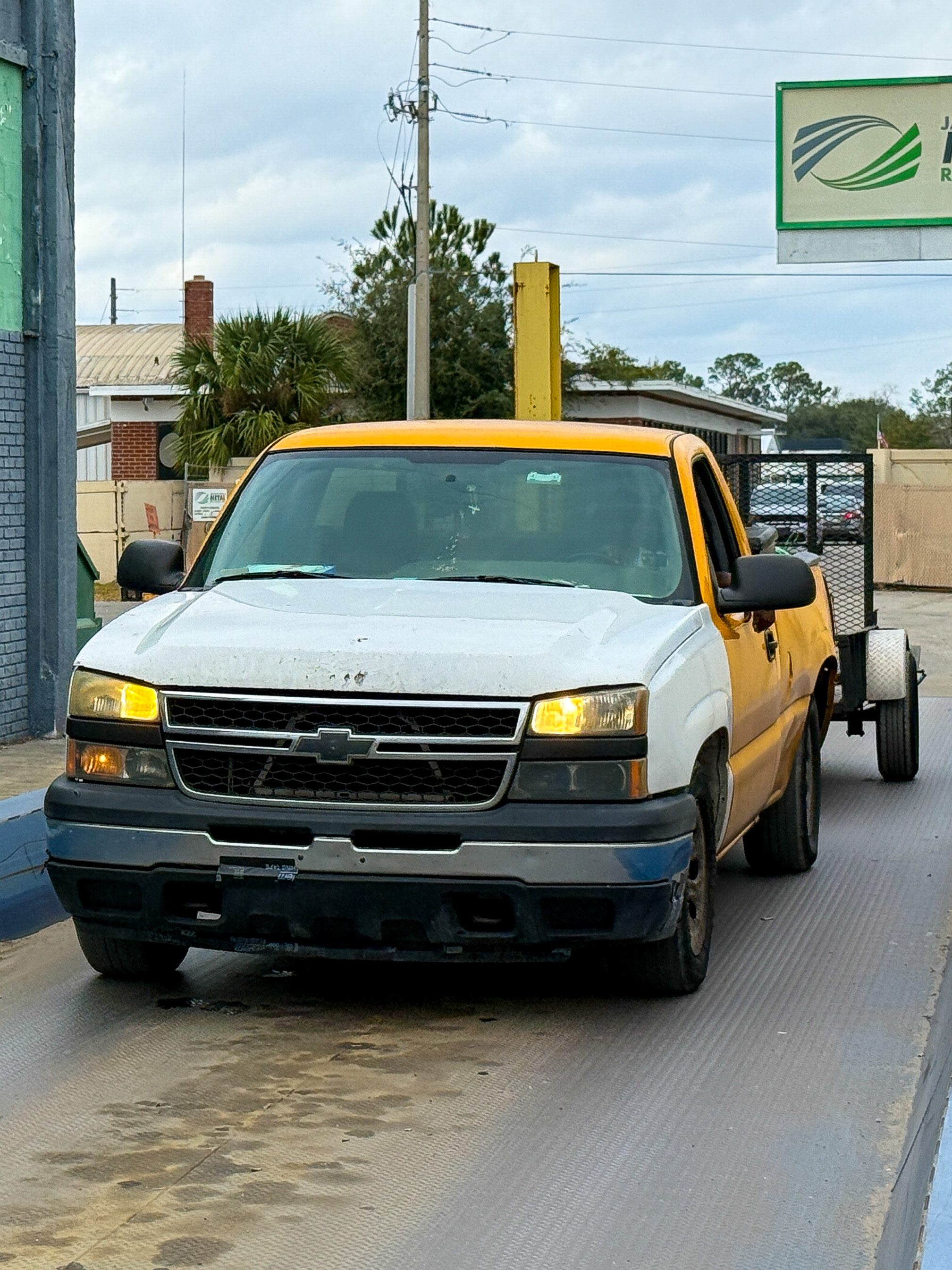 Scale house and office at Jacksonville Metal Recycling
